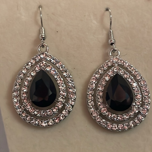 2” silver plated tear drop shaped drop earrings w/50 prong set crystals - Picture 4 of 16